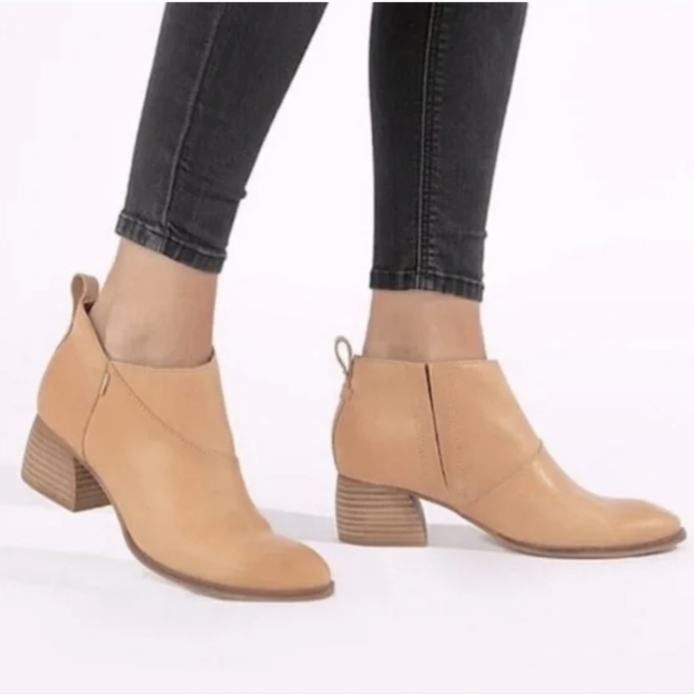 Toms Women Leinali Ankle Suede Booties Chunky Heels shoes sz 7